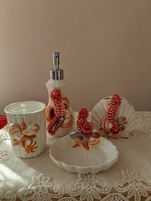 zestaw ceramiczny do łazienki  konik morski
