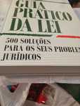 Livro com 500 formas de o ajudar judicialmente