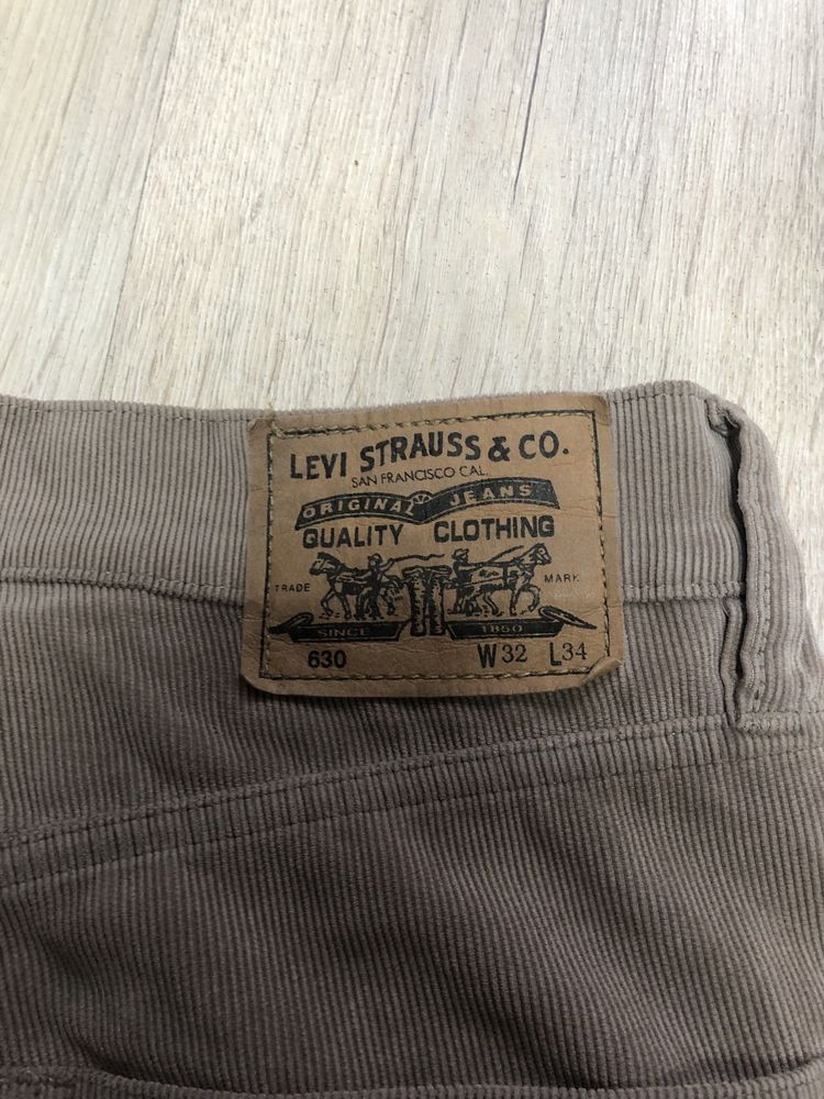 Джисни Levis 630