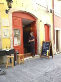 Oportunidade - Trespasse de Bar icónico em Coimbra