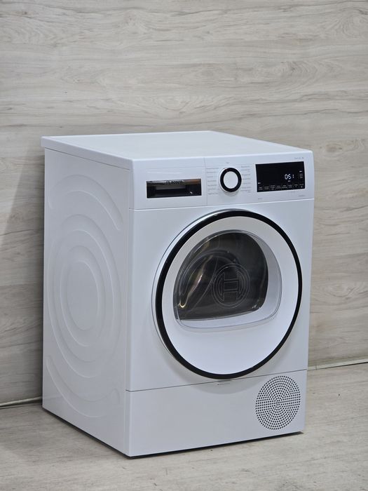 Сушильна машина Bosch 6 serie 8кг Тепловий насос 2023р чюдовий стан