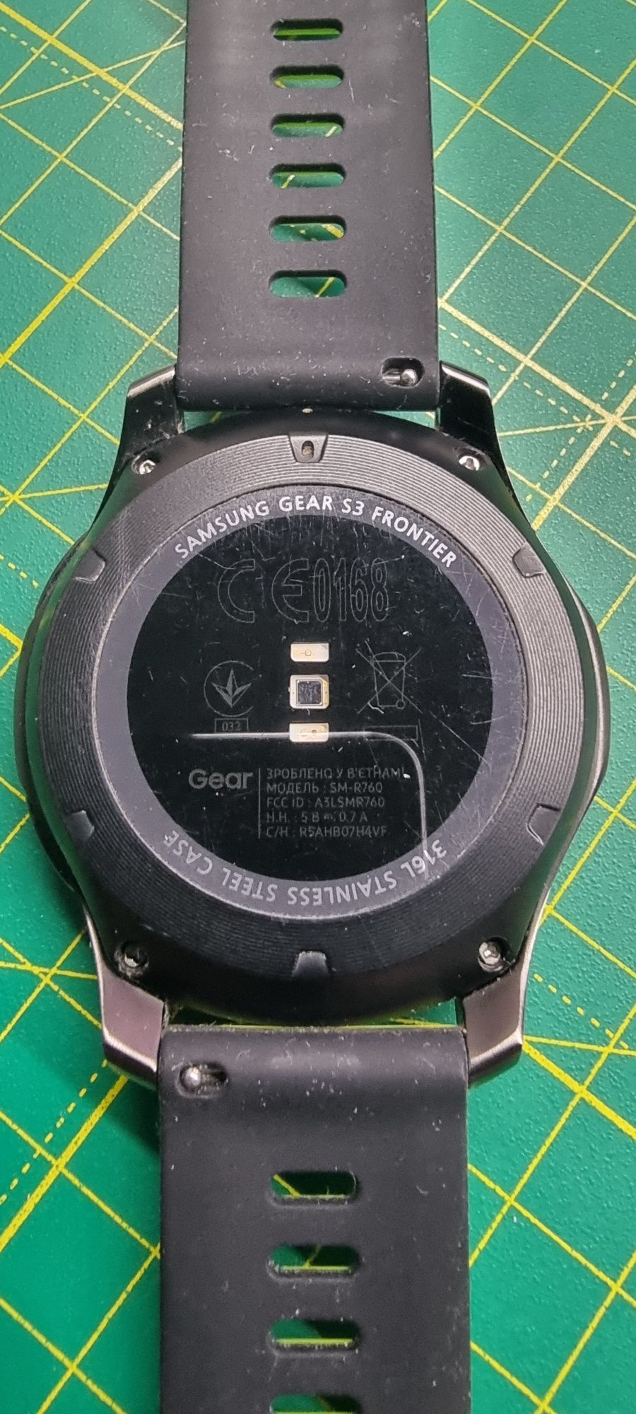 Смарт-часы Samsung Gear S3 Frontier (SM-R760).