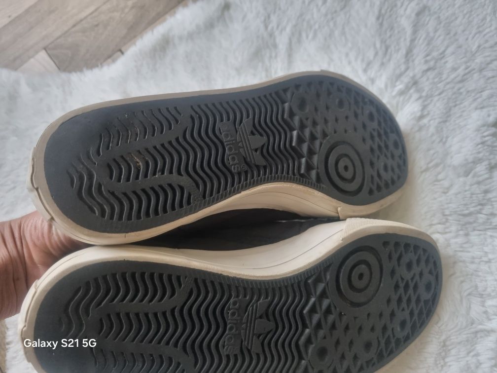 ADIDAS- sneakersy niskie. Rozmiar 41