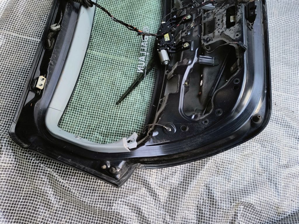 Klapa bagaznika Kia cee'd czarna 06-12 5D HB wysyłka ceed szyba