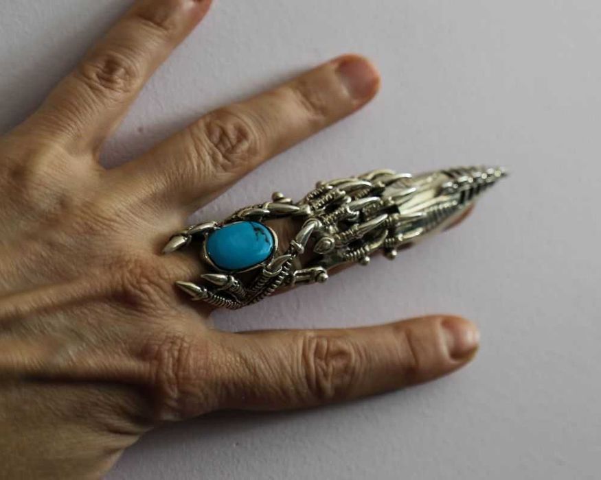 Unikatowy, kolekcjonerski pierścień na cały palec, srebro z turkusem.