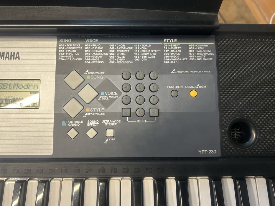 Keyboard YAMAHA YPT 280