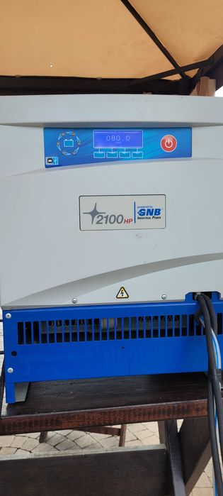 Prostownik 24V 20-100A z systemem napowietrzznia