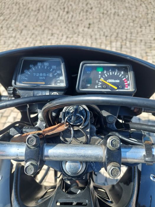 Vendo ou troco xt600e de 2003