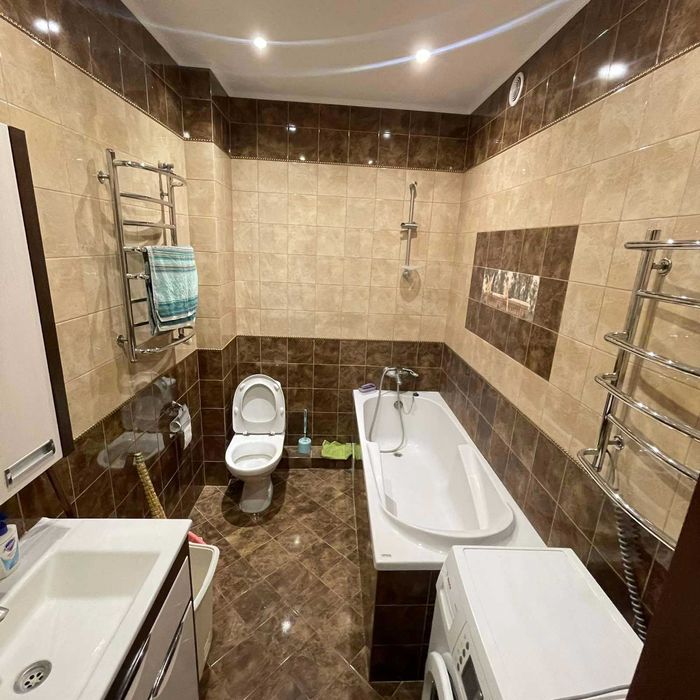 Оренда 2 кім квартири в новобудові на вул. Пасічній