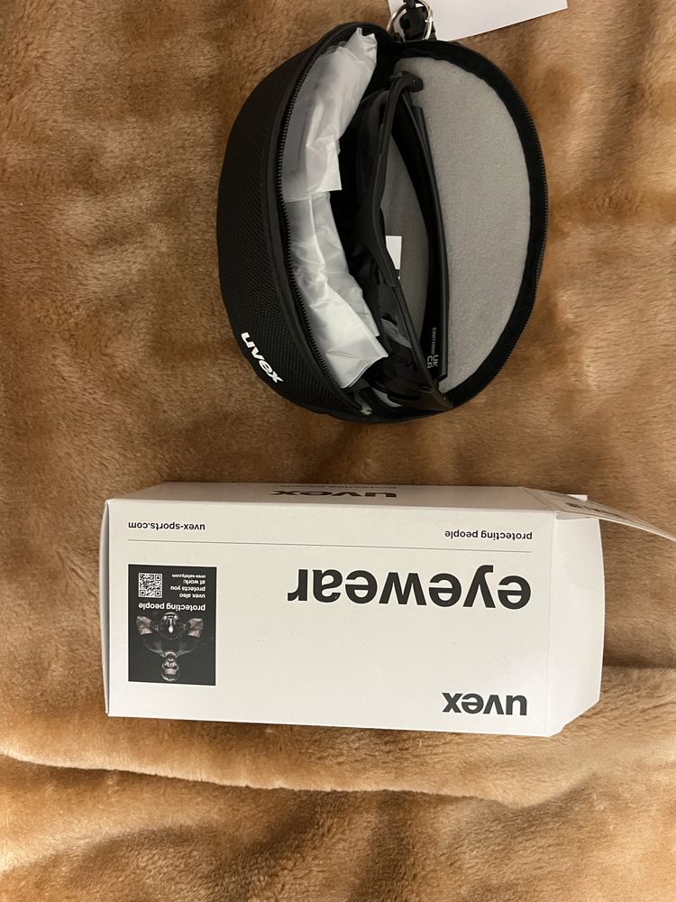 okulary uvex sportstyle z wymiennymi szkłami