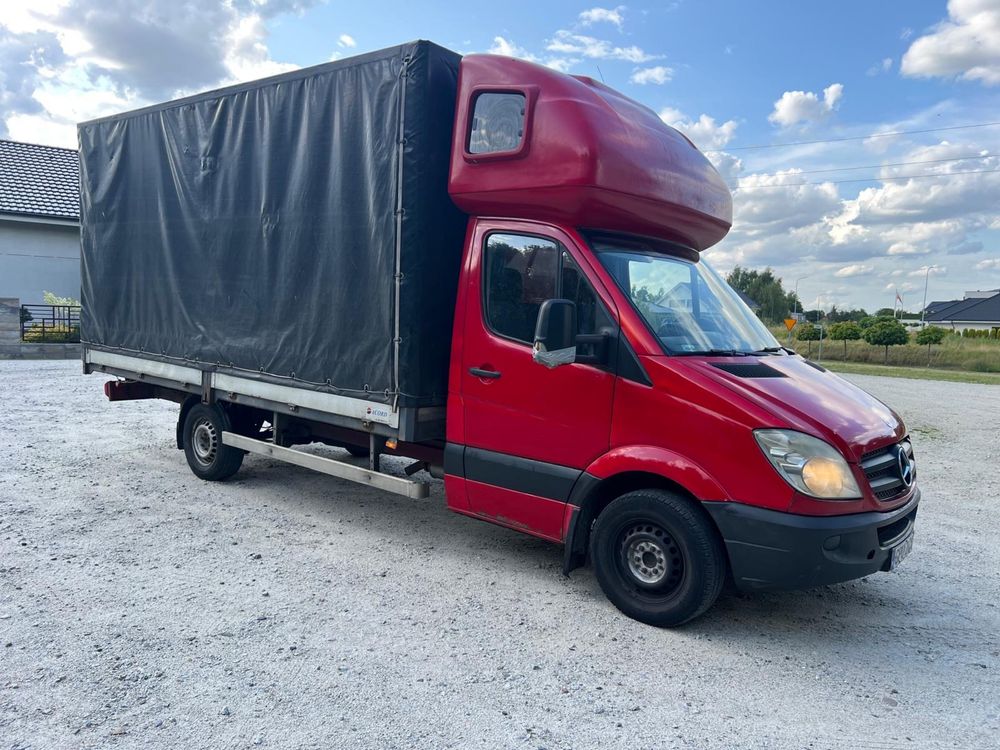 Mercedes sprinter. Bus .dostawczak. Spinter plandeka .