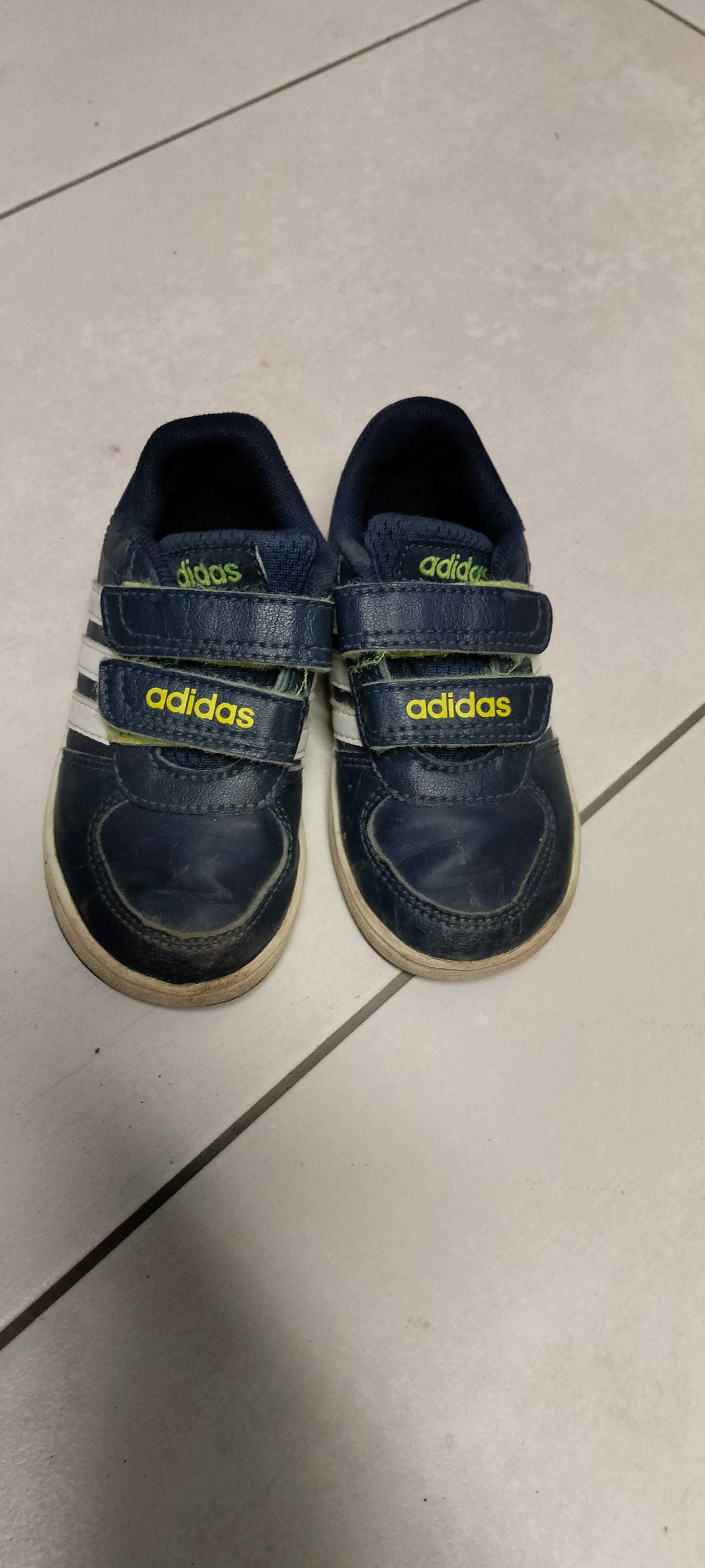 Buty chłopięce adidas 21