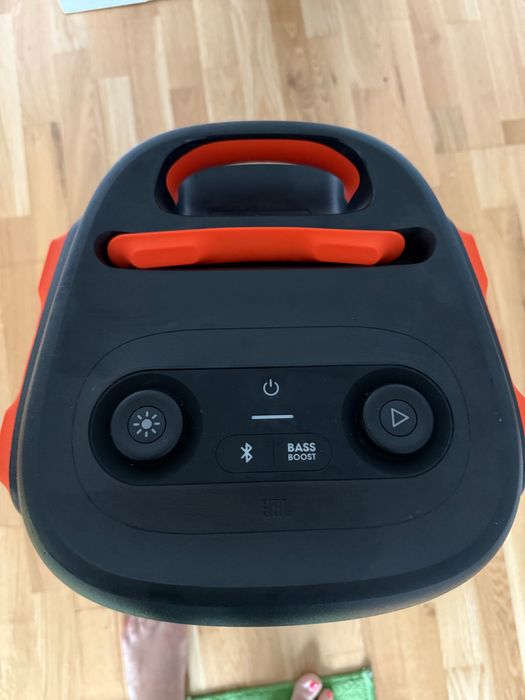 Sprzedam głośnik JBL praktycznie nieużywany