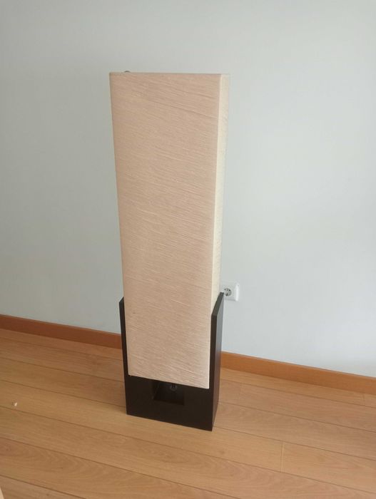 Cadeiro de pé intemporal