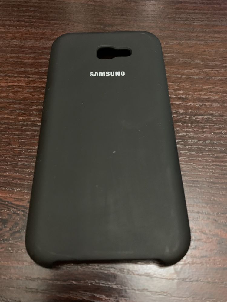 Чехлы для Samsung Galaxy A7 (б/у), А8+ (новый)