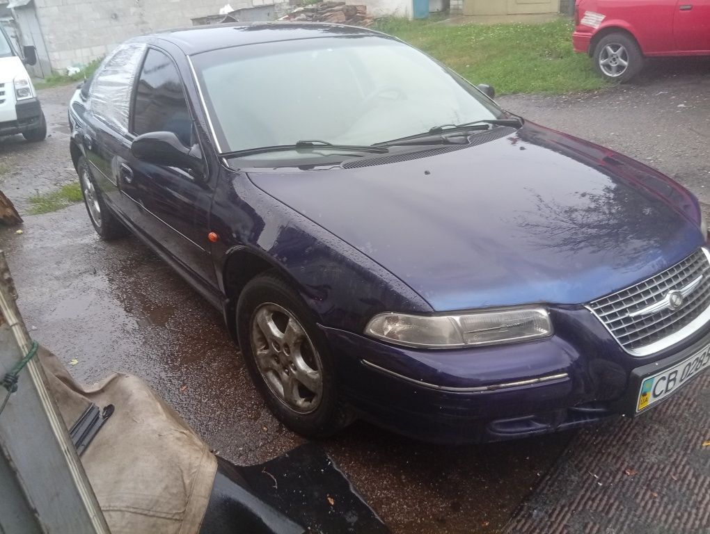Продам Крайслер статус 2000г автомат.1100$