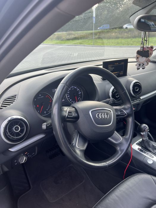 Ауді а3, 2015 року, продаж