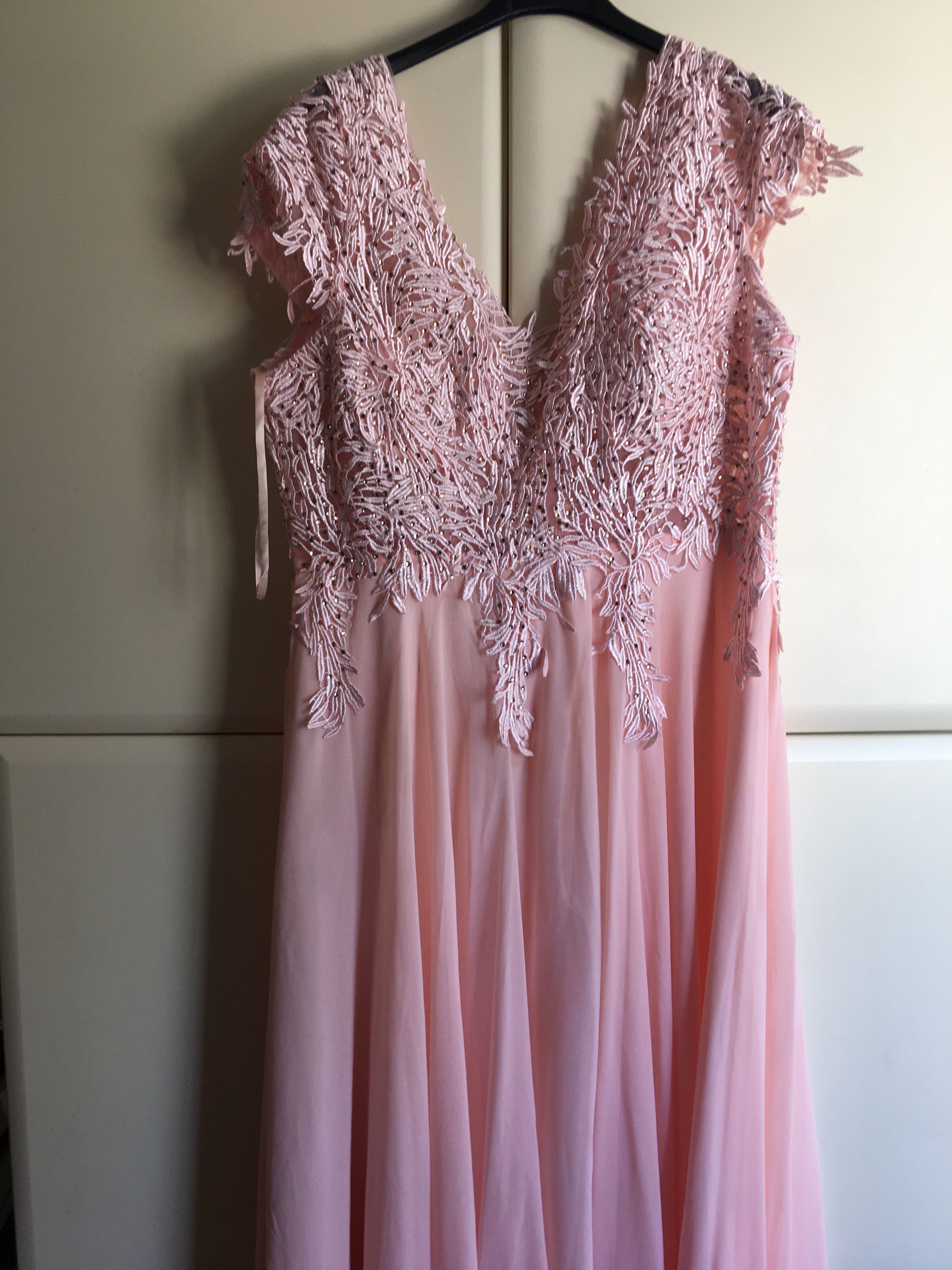 Vestido de festa rosa
