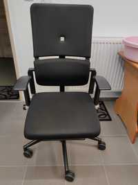 Fotel Ergonomiczny Steelcase Please v2 w bardzo ladnym stanie czarny