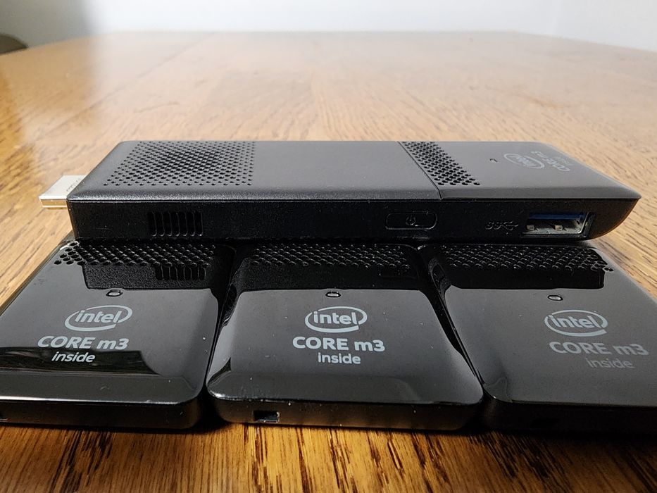 INTEL Stick m3 4ГБ 64SSD Windows 11