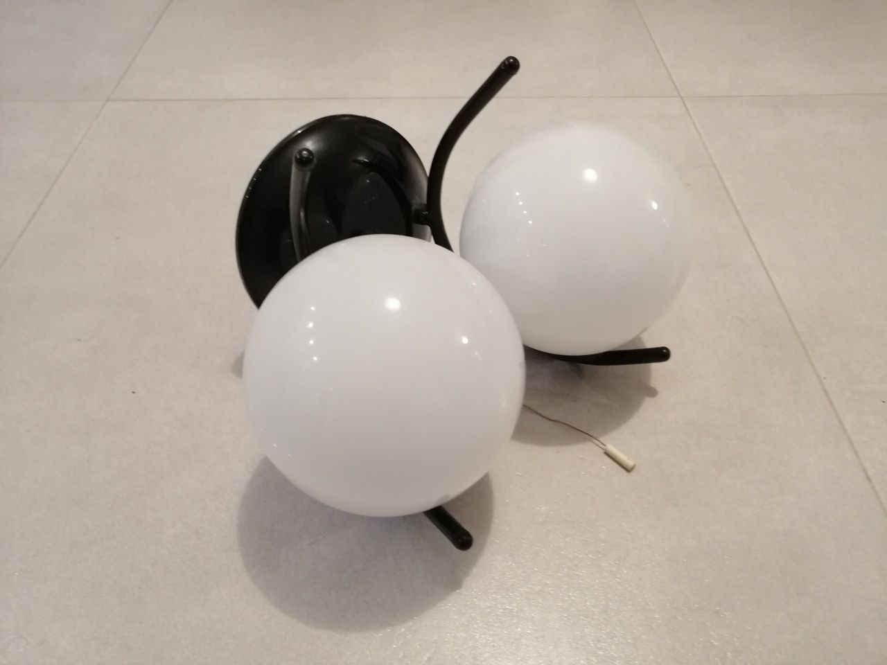 Lampa kinkiet kule szklane