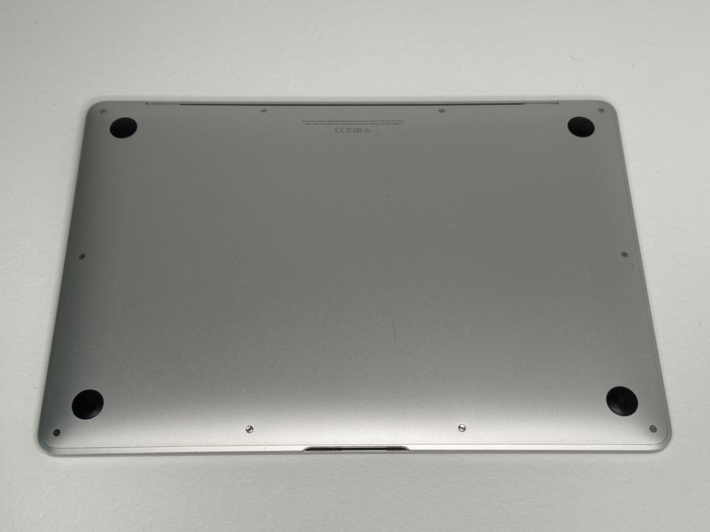 MacBook Air 13 (A2337) - Apple M1/8GB/256GB - faktura VAT 23%