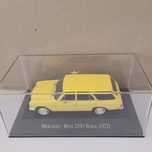 Mercedes-Benz 220