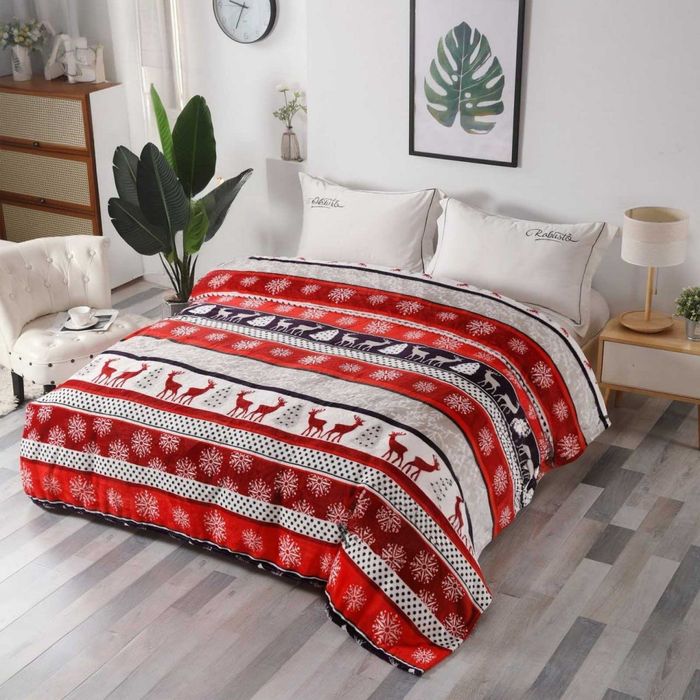 Покривало з новорічним дизайном
