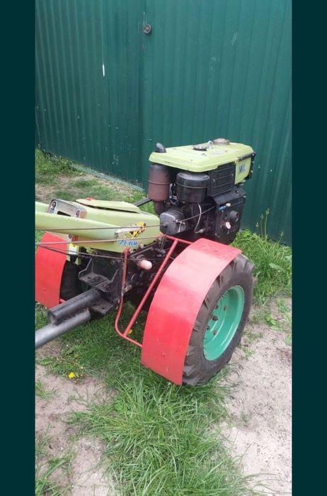 Продам мотоблок в гарному станi