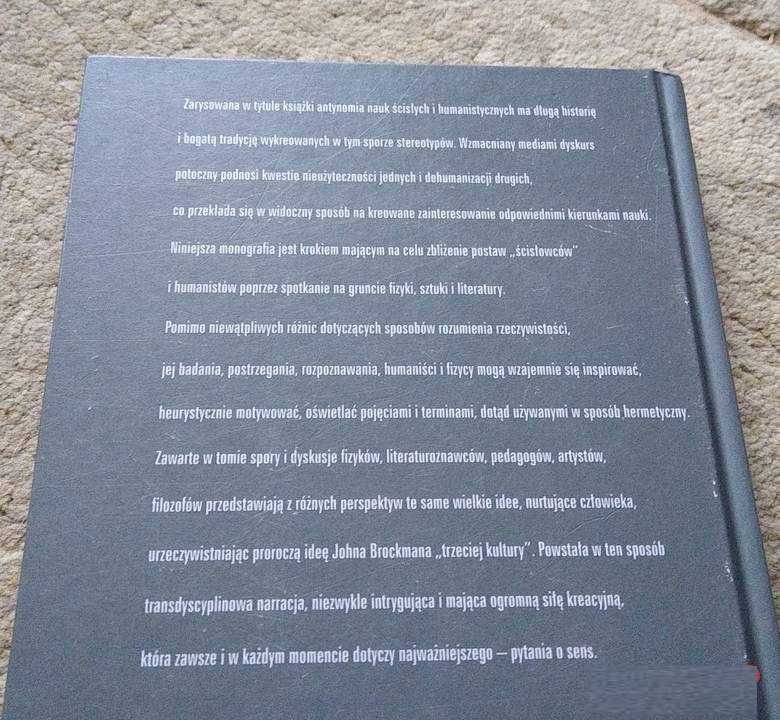 Szkiełko i oko humanistyka w dialogu z fizyką Regiewicz Żywiołek