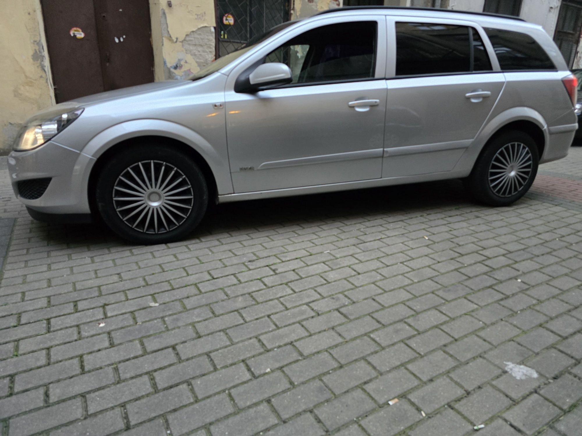 opel astra H  1.7 cdti