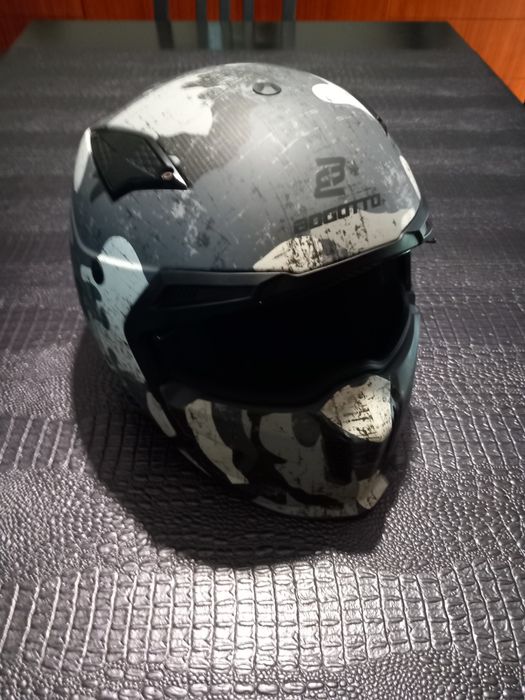 Capacete modular Bogotto