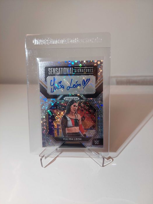 WWE Panini 2023 Yulisa Leon Auto