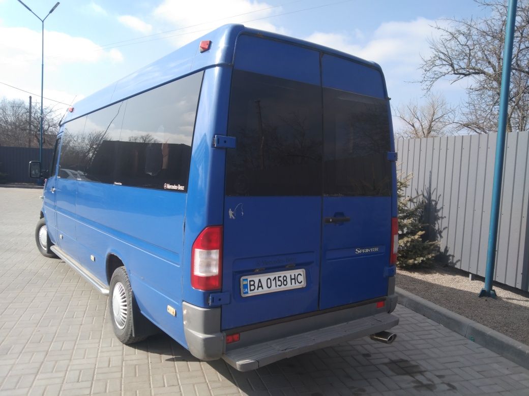 Автобус Mercedes sprinter 1996 року