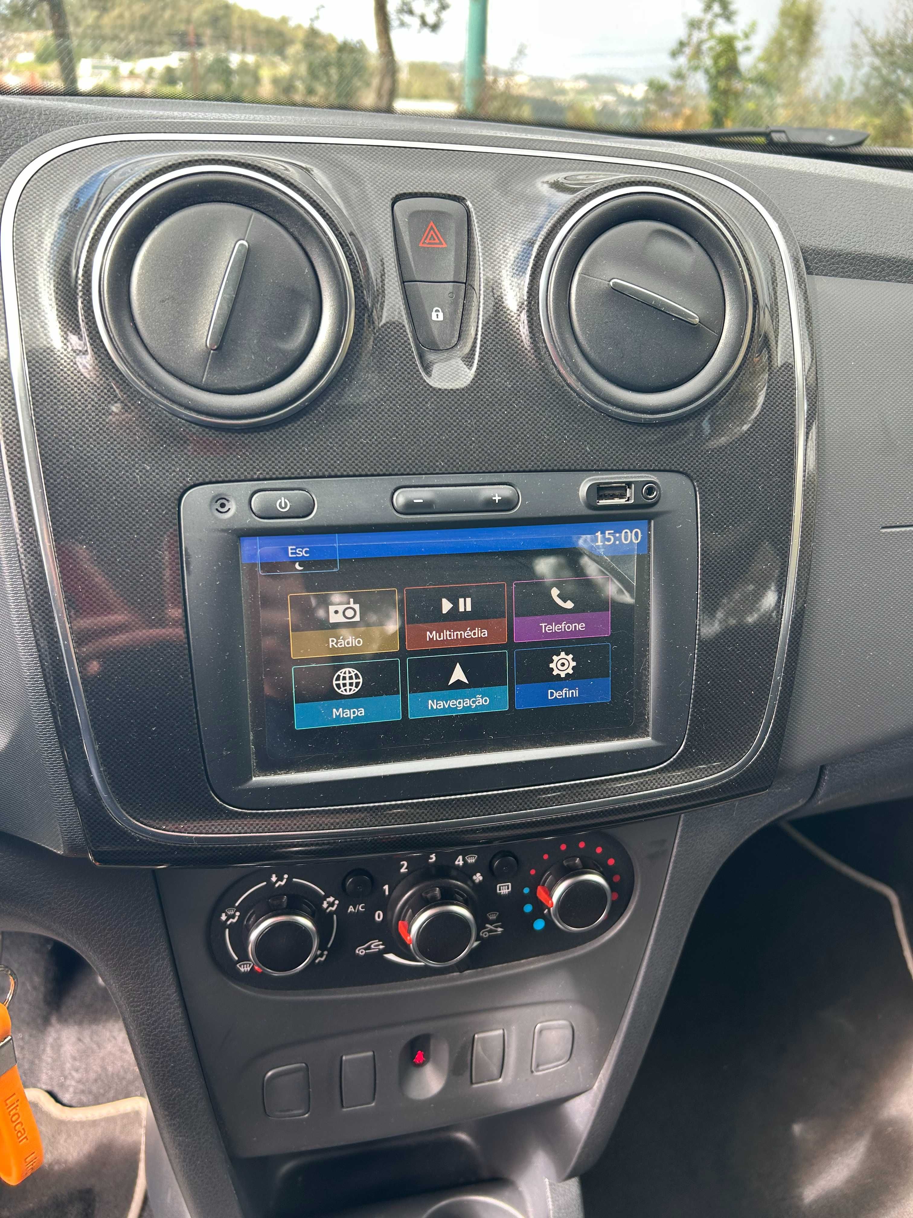 Dacia Sandero 1.0 com GPS - ano 2020