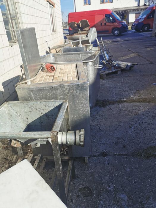 Urządzenia masarskie do masarni wilk mieszałka cymber kije wędzarnicze