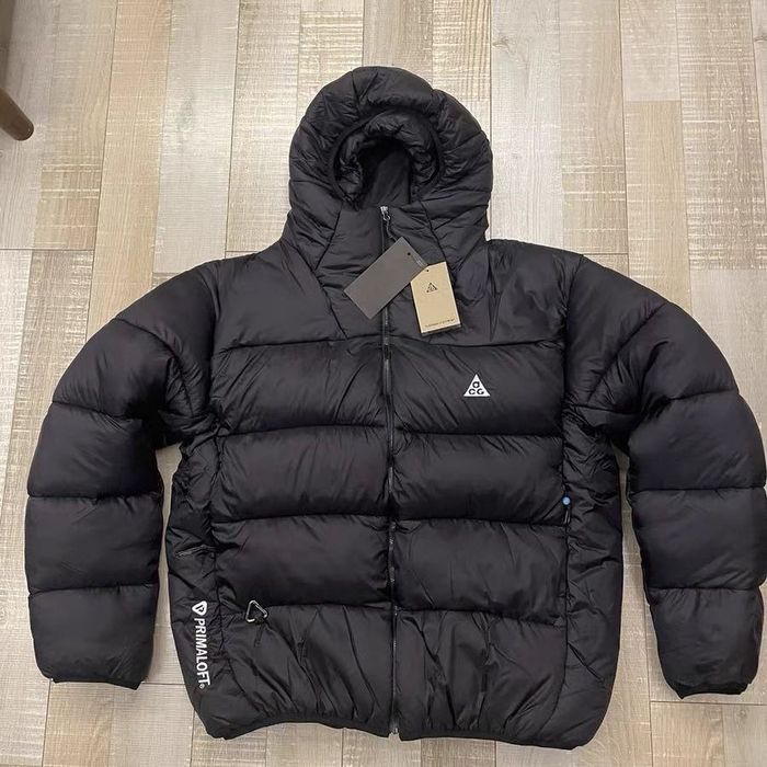 Куртка пуховик nike acg