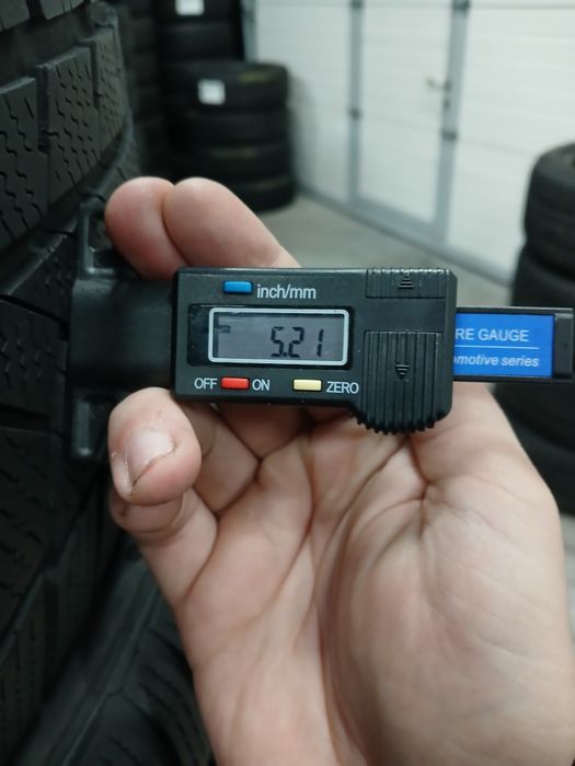 Зимові шини БВ 225/55 R17 CONTINENTAL  Winter Contact TS 850P Склад