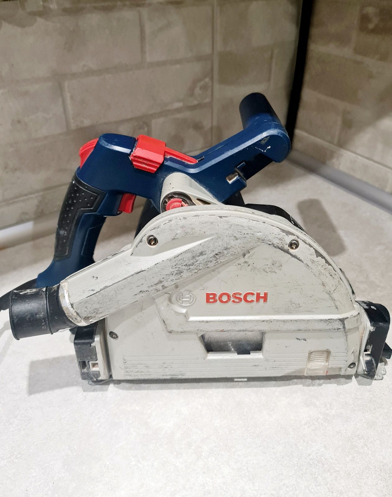 Занурювальна (Погружна) пила BOSCH gkt 55 gce