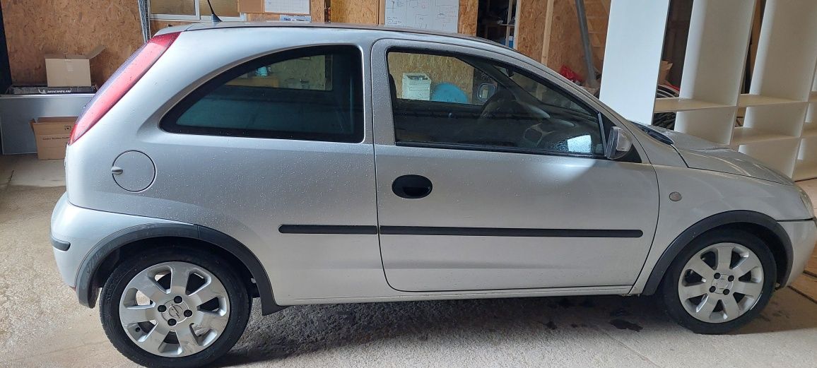 Opel corsa 1.3cdti comercial