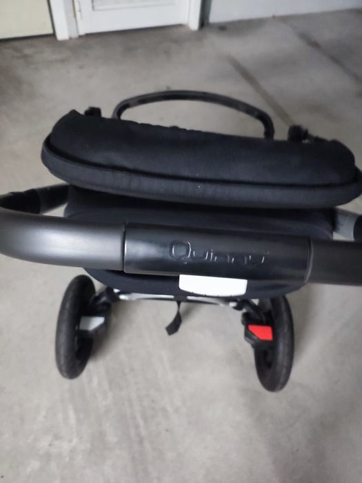 Carrinho de passeio quinny