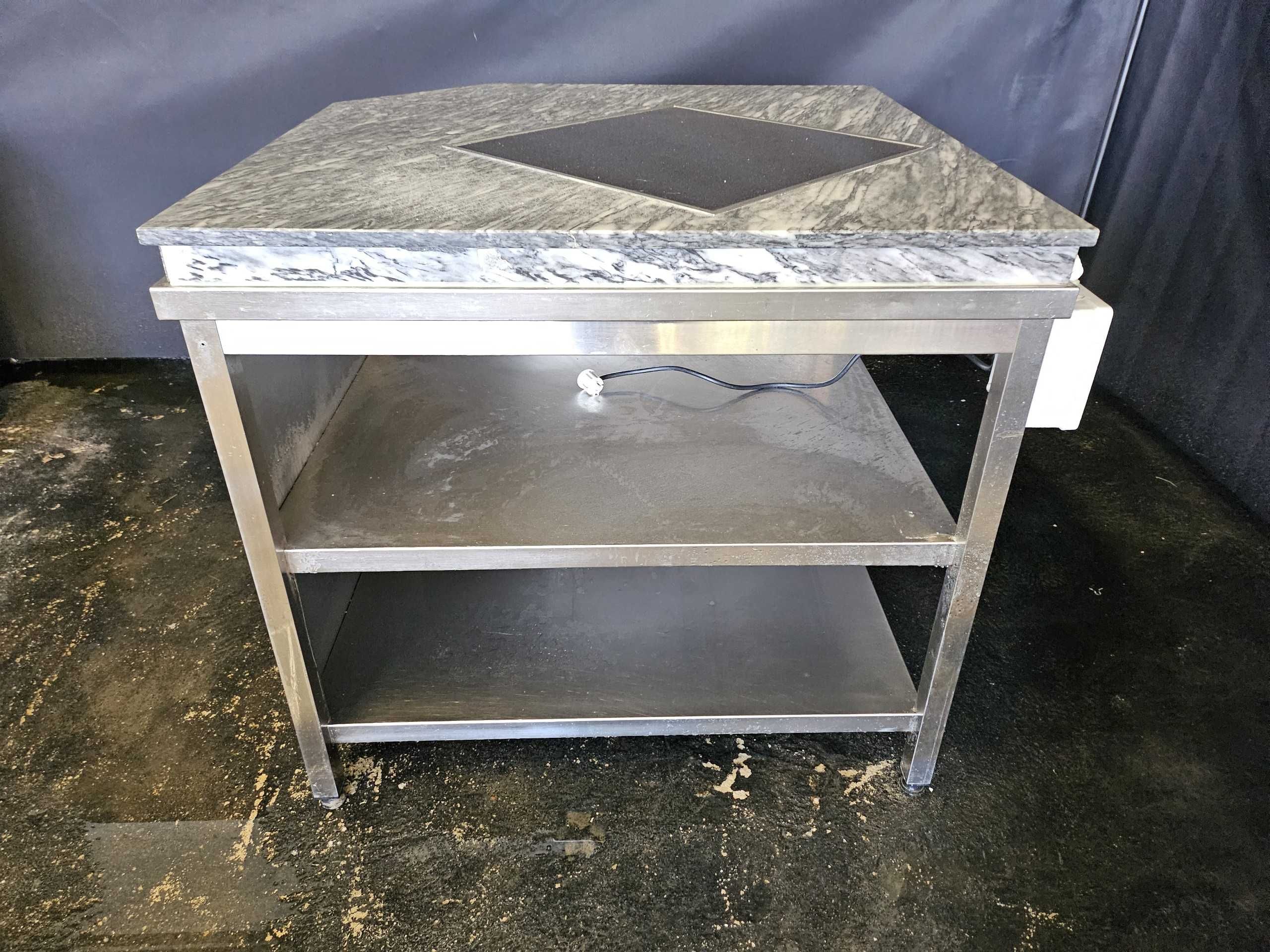 Bancada em inox com placa de aquecimento