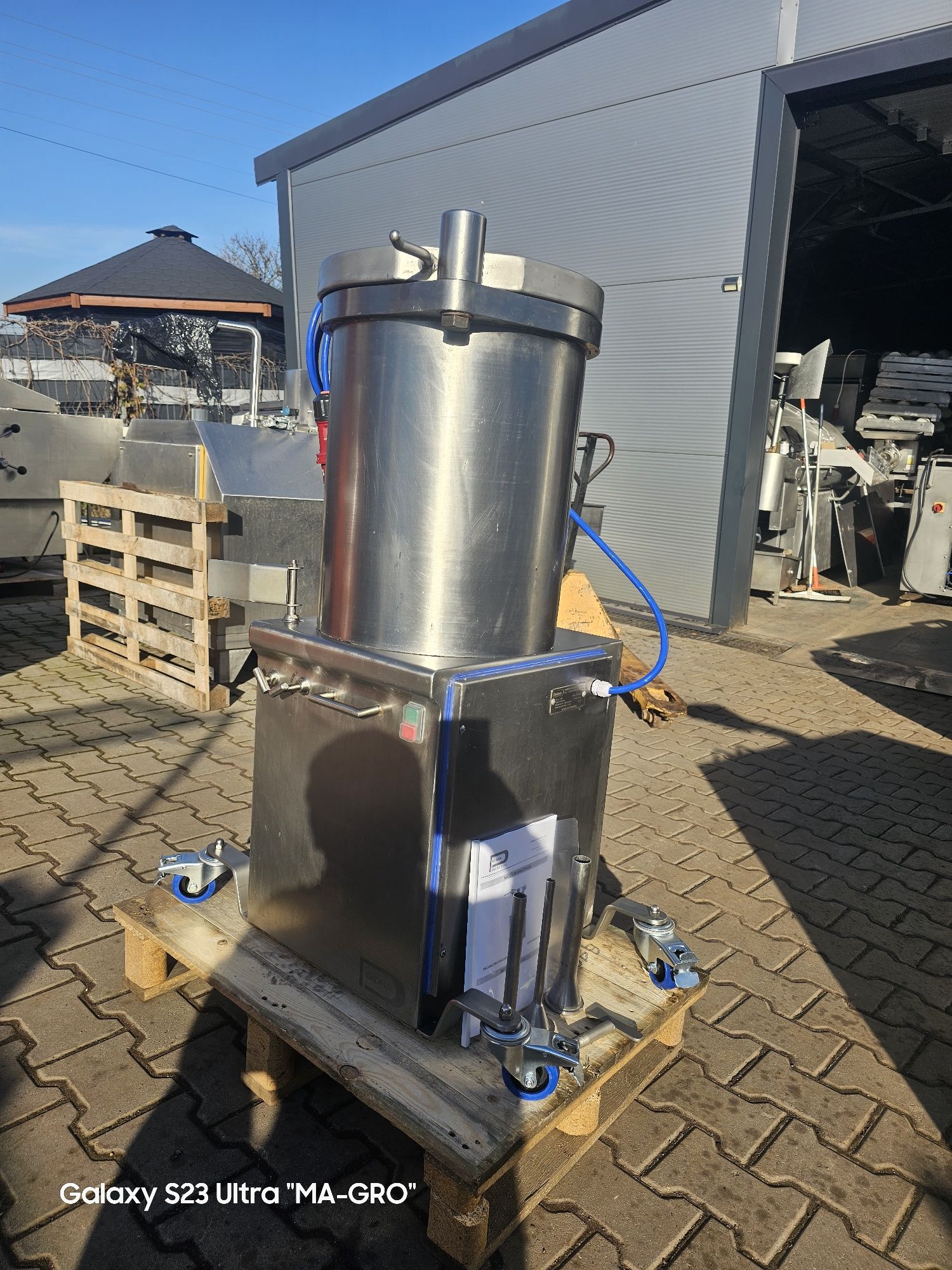 Nadziewarka tłokowa 60l