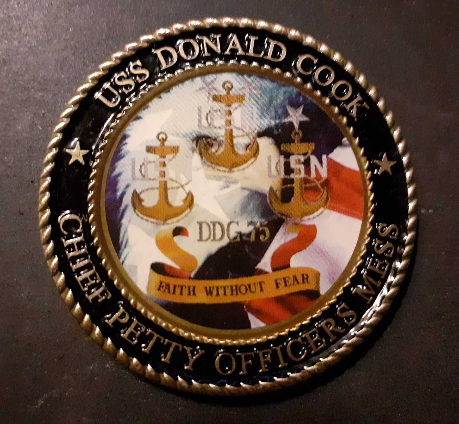 Medalha Challenge Coin made in USA - USS Donald Cook DDG75