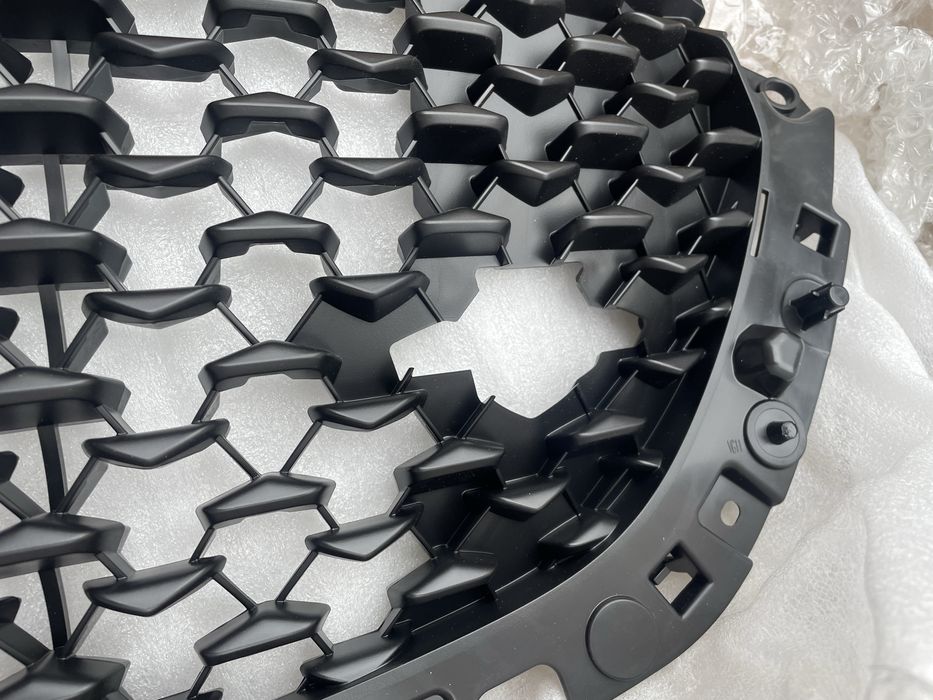 Решітка радіатора Mazda CX-30, нова оригінал, артикул DGH950710A