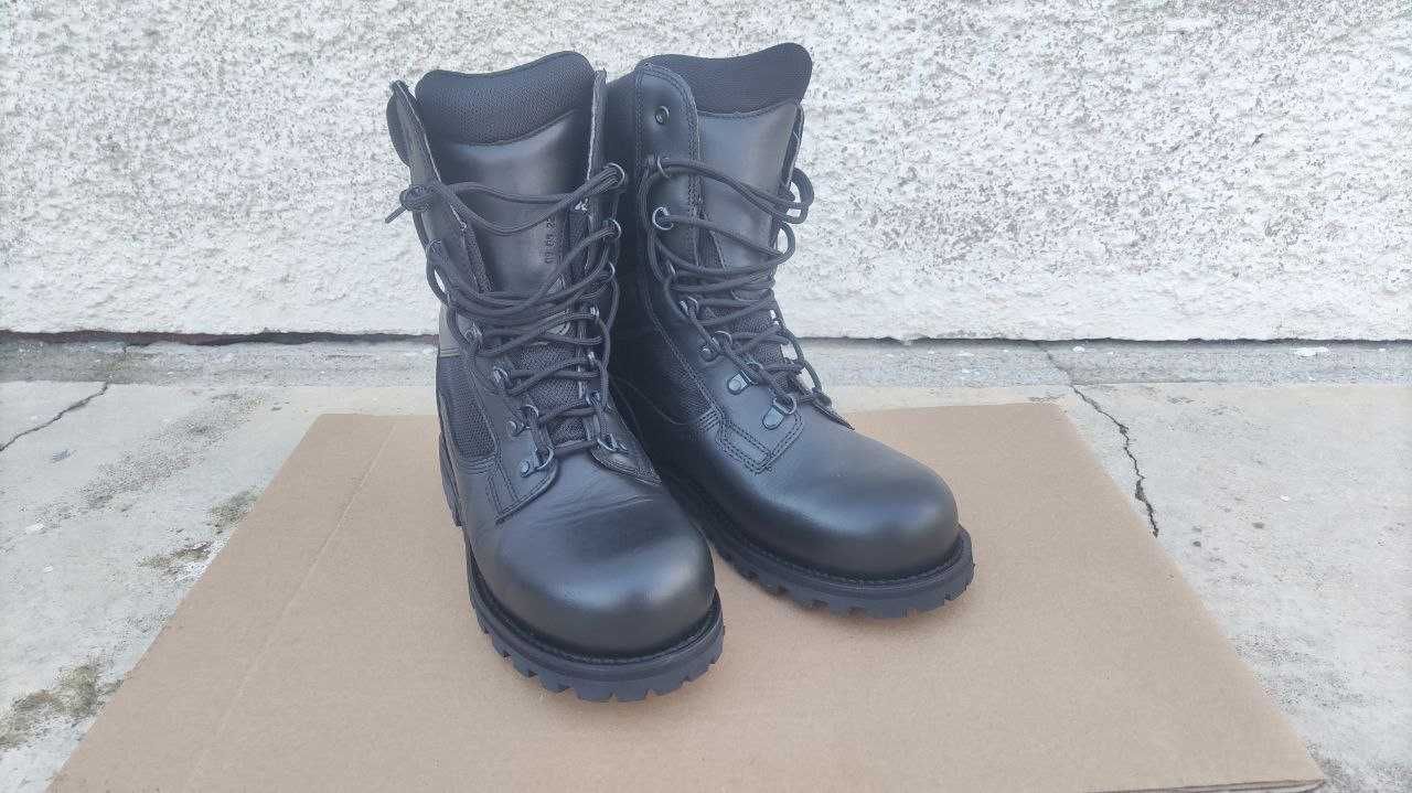 Botas Militares Iturri Meio Cano em Pano - Tamanho 43