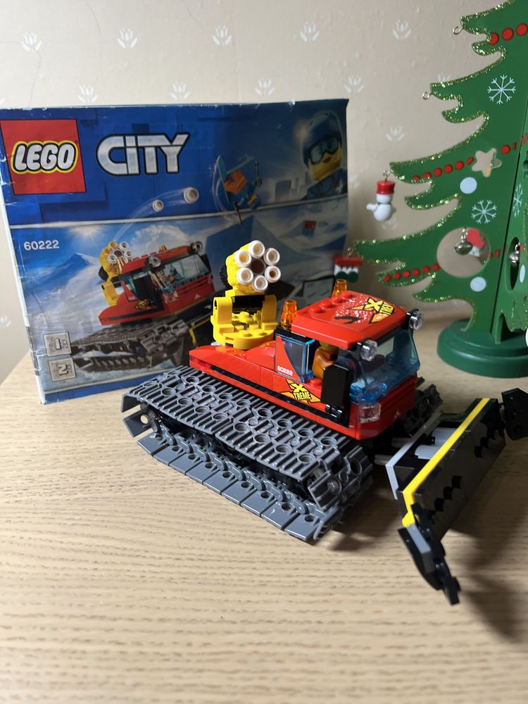 Оригінальне Lego Снігоприбиральна машина, без упаковки з інструкцією.