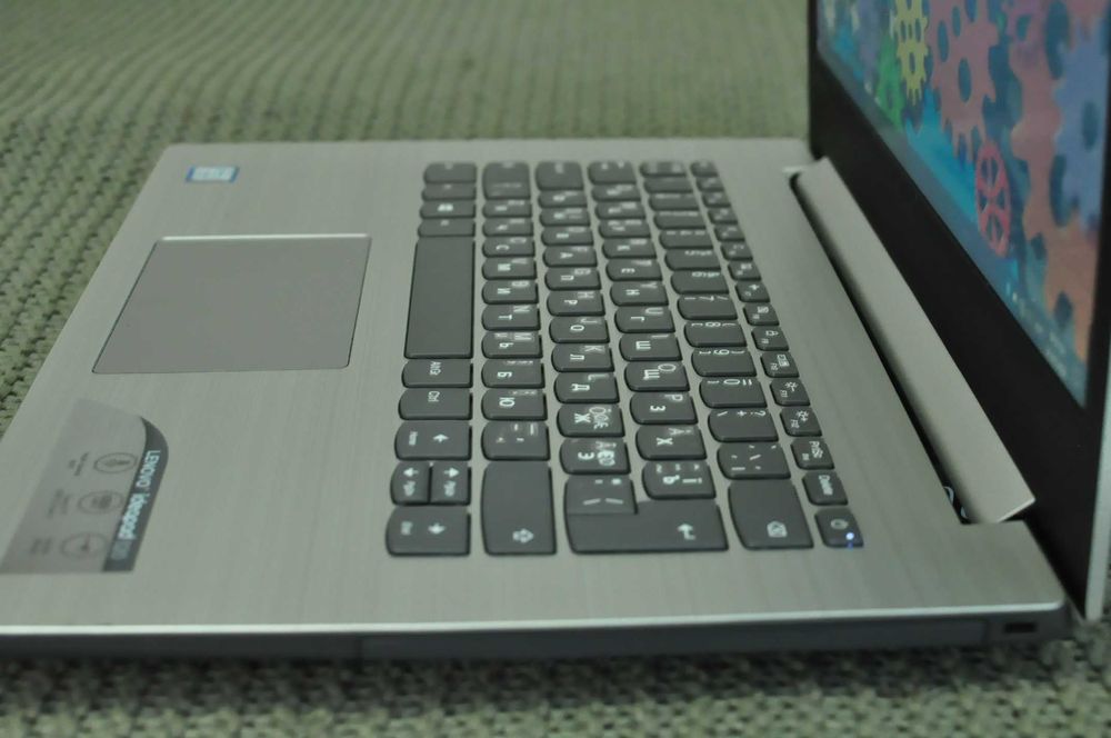 4х ядерный ноутбук Lenovo 320-14 (Core i3/8Gb/SSD 256 / video 2Gb)
