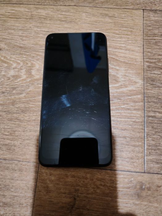 Телефон honor 20