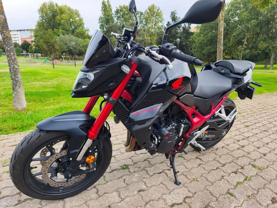 Honda Hornet 750 quickshift